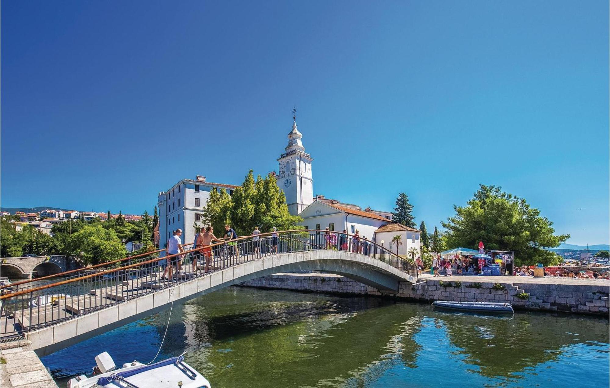 Stunning Apartment In Crikvenica With Wifi Eksteriør bilde