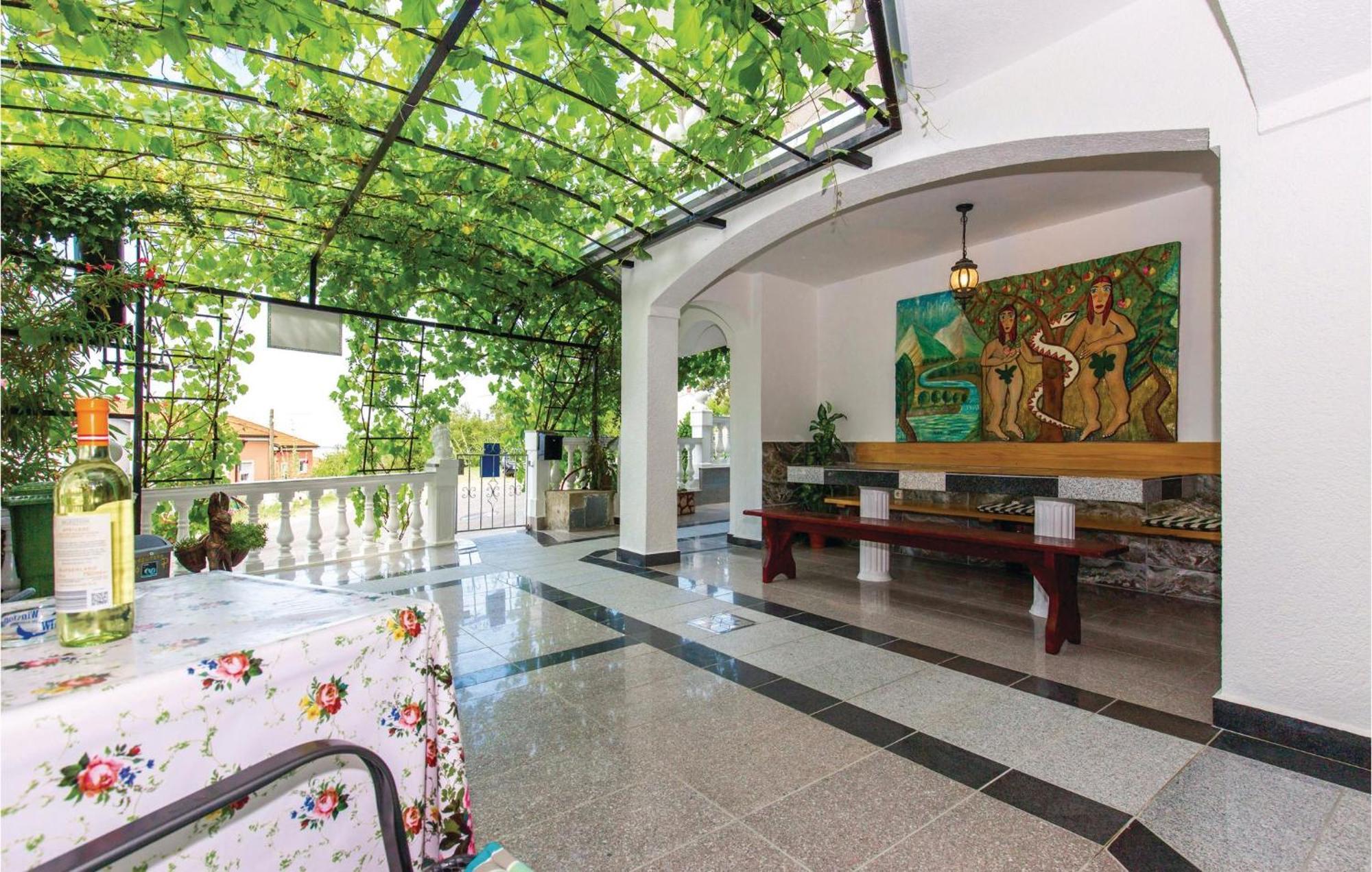 Stunning Apartment In Crikvenica With Wifi Eksteriør bilde